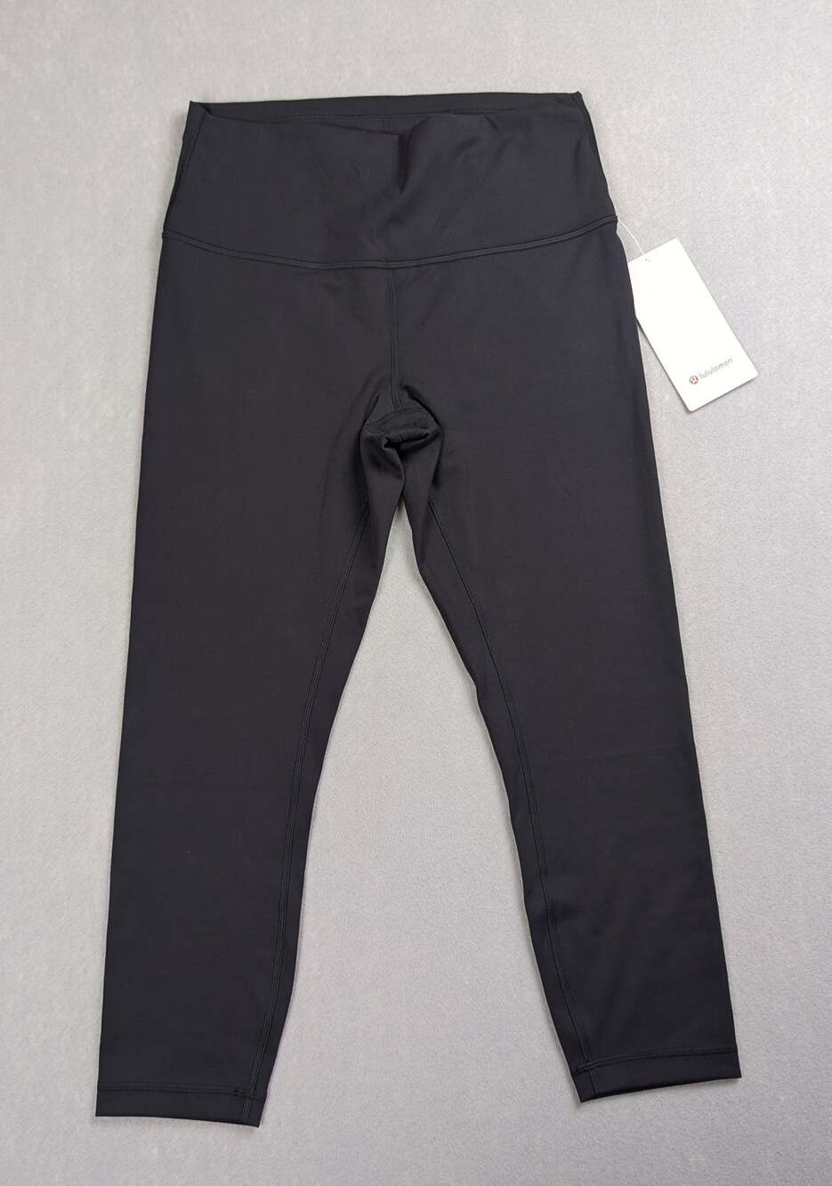 NWT lululemon Wunder Train High-Rise Crop 23" Black Size 10